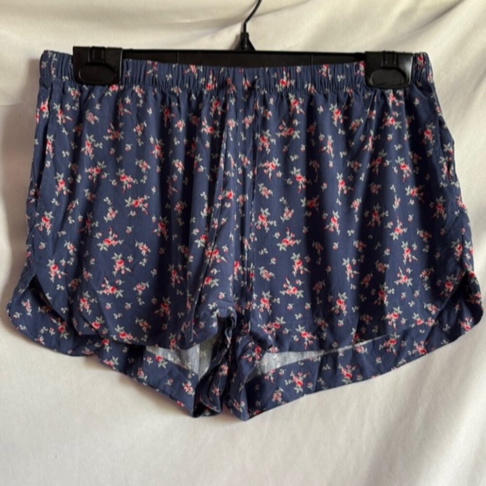 SM34 Garage Navy Floral Athletic Shorts